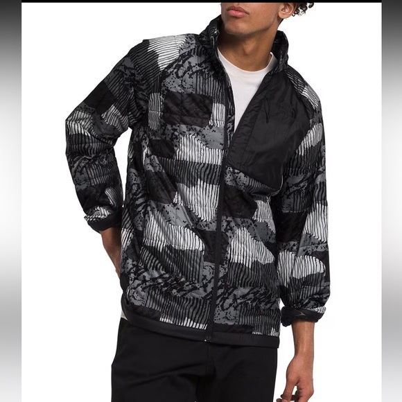 NWT The North Face
Long Sleeve Circaloft Abstract Printed Jacket - Picture 2 of 10